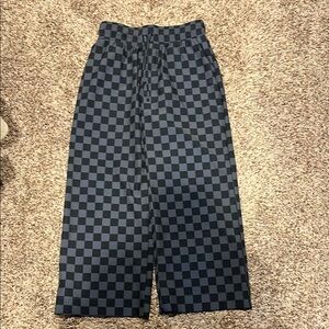 Albion Fit Checkered cropped Pants - Black and Gray. Size M tall. Worn once.